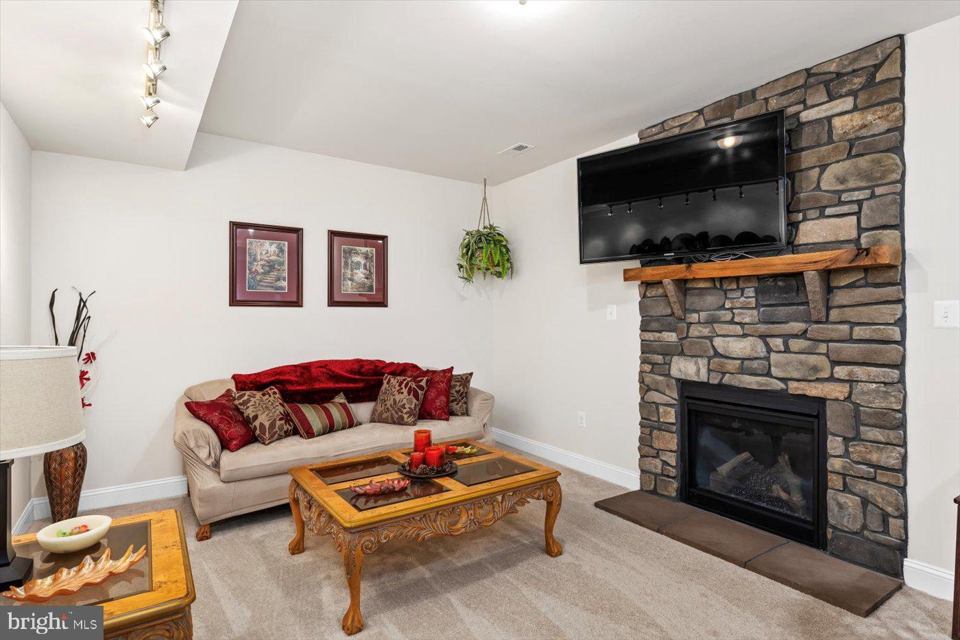 10747 BRIDLEREIN CT, SPOTSYLVANIA, Virginia 22553, 3 Bedrooms Bedrooms, ,2 BathroomsBathrooms,Residential,For sale,10747 BRIDLEREIN CT,VASP2035874 MLS # VASP2035874