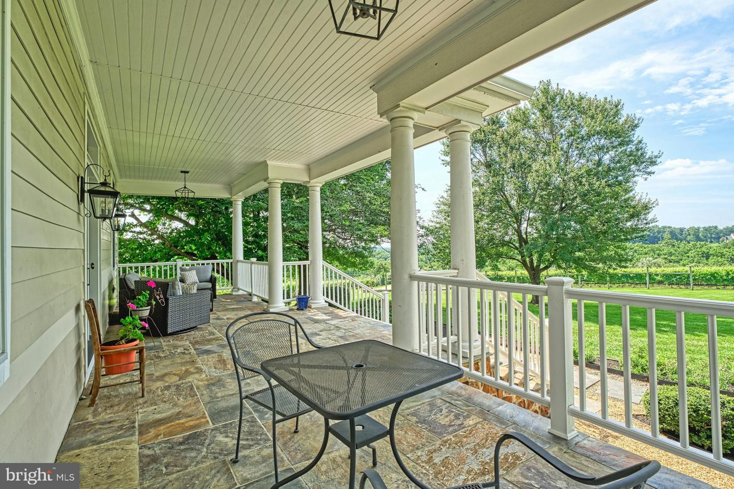 40954 CANTER LN, PAEONIAN SPRINGS, Virginia 20129, 4 Bedrooms Bedrooms, ,6 BathroomsBathrooms,Residential,For sale,40954 CANTER LN,VALO2105746 MLS # VALO2105746