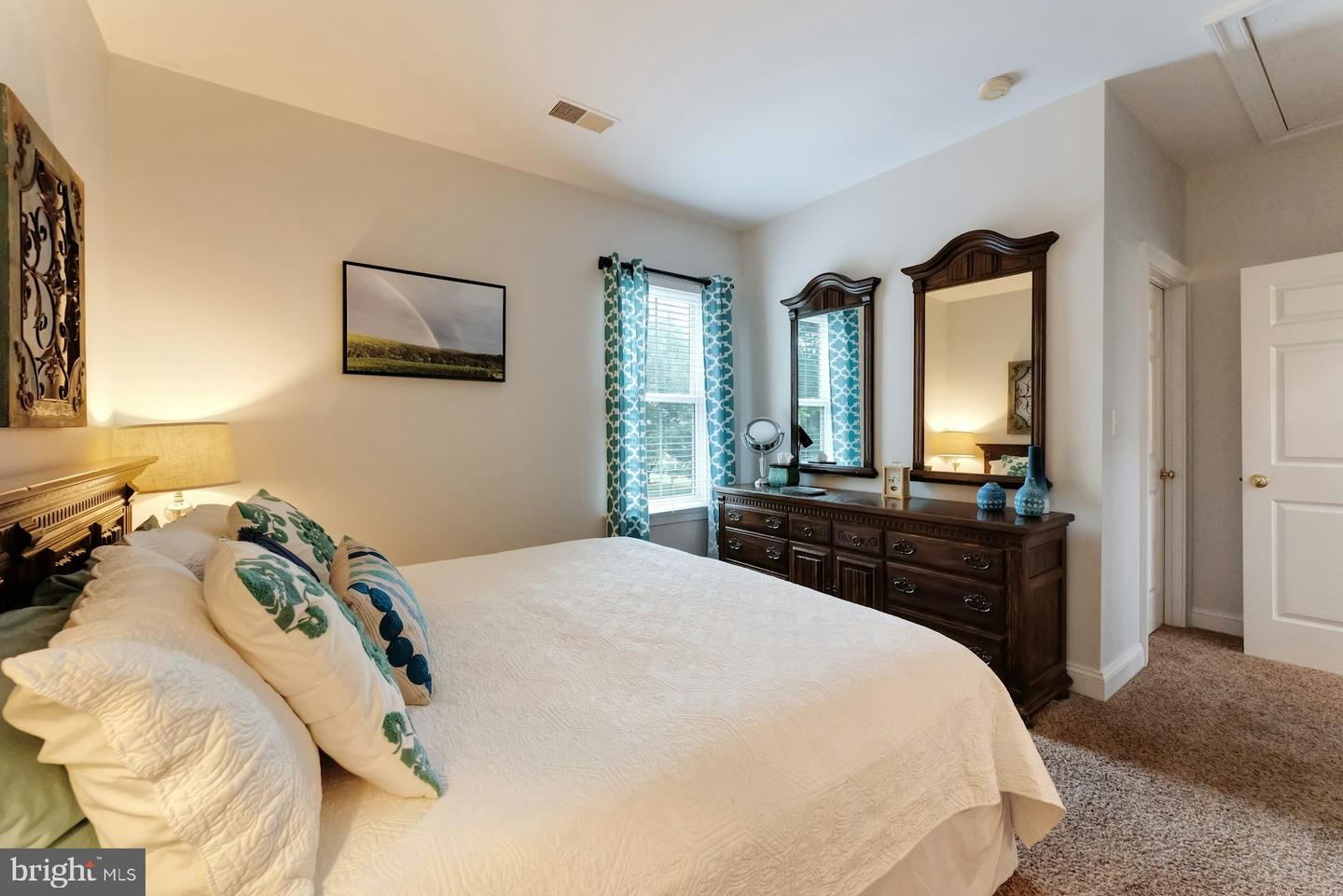 40954 CANTER LN, PAEONIAN SPRINGS, Virginia 20129, 4 Bedrooms Bedrooms, ,6 BathroomsBathrooms,Residential,For sale,40954 CANTER LN,VALO2105746 MLS # VALO2105746