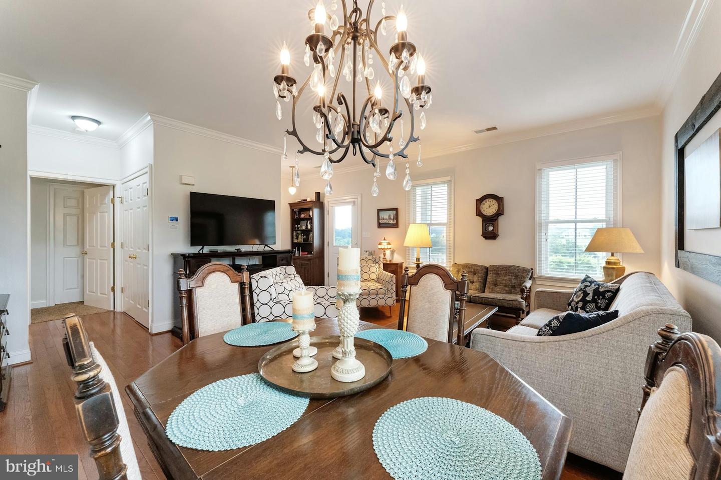 40954 CANTER LN, PAEONIAN SPRINGS, Virginia 20129, 4 Bedrooms Bedrooms, ,6 BathroomsBathrooms,Residential,For sale,40954 CANTER LN,VALO2105746 MLS # VALO2105746