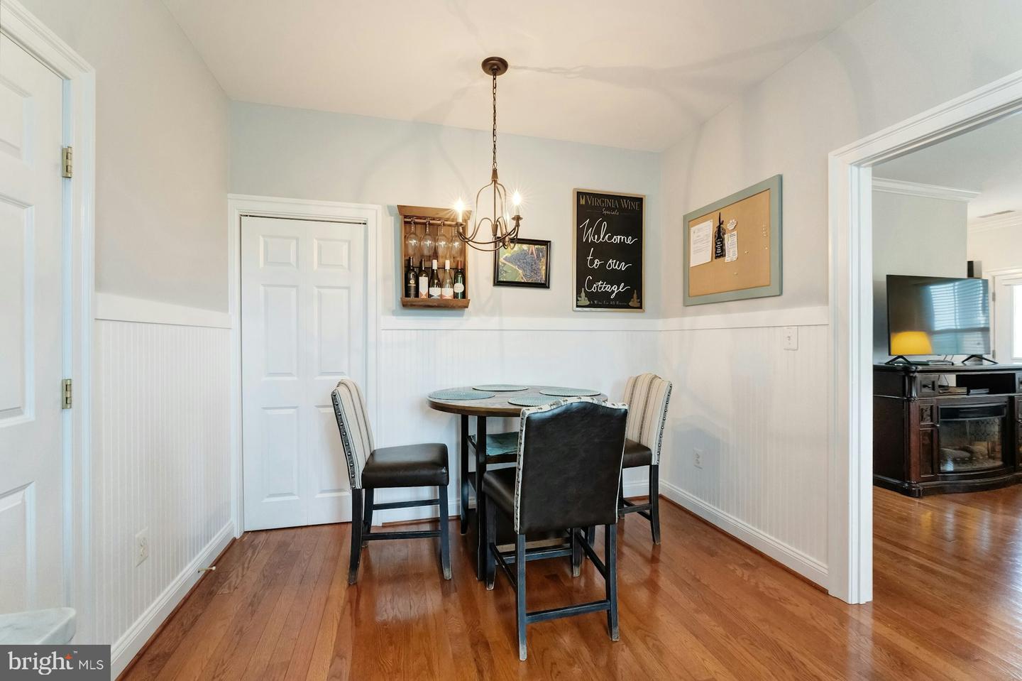 40954 CANTER LN, PAEONIAN SPRINGS, Virginia 20129, 4 Bedrooms Bedrooms, ,6 BathroomsBathrooms,Residential,For sale,40954 CANTER LN,VALO2105746 MLS # VALO2105746