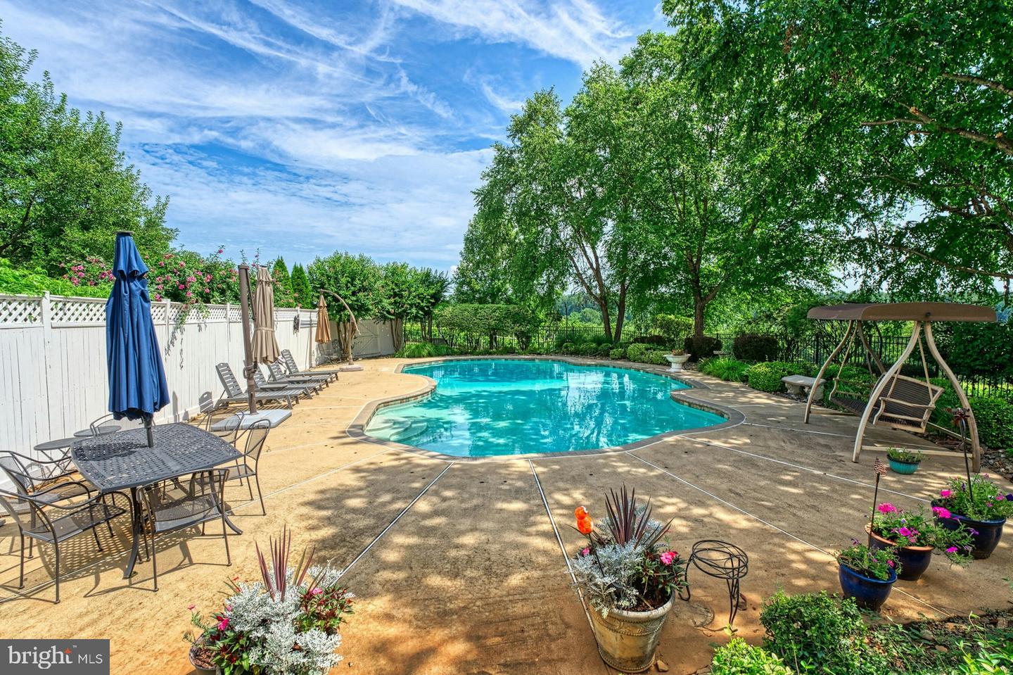 40954 CANTER LN, PAEONIAN SPRINGS, Virginia 20129, 4 Bedrooms Bedrooms, ,6 BathroomsBathrooms,Residential,For sale,40954 CANTER LN,VALO2105746 MLS # VALO2105746