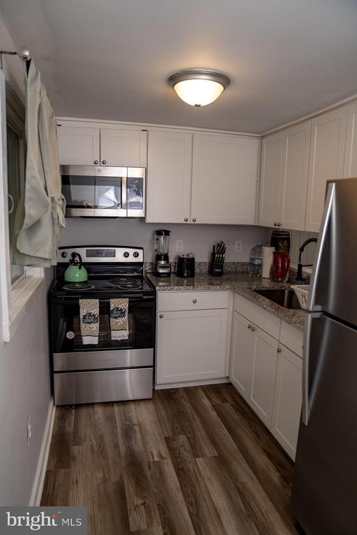 415 PINE HILL DR, STANARDSVILLE, Virginia 22973, 2 Bedrooms Bedrooms, ,1 BathroomBathrooms,Residential,415 PINE HILL DR,VAGR2000762 MLS # VAGR2000762
