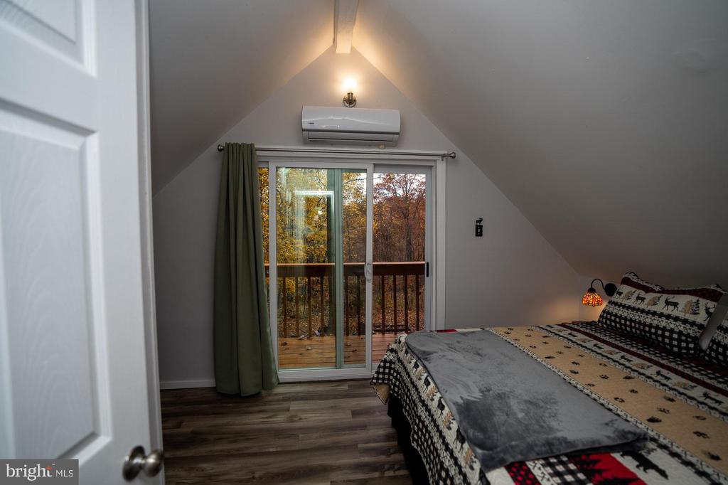 415 PINE HILL DR, STANARDSVILLE, Virginia 22973, 2 Bedrooms Bedrooms, ,1 BathroomBathrooms,Residential,415 PINE HILL DR,VAGR2000762 MLS # VAGR2000762