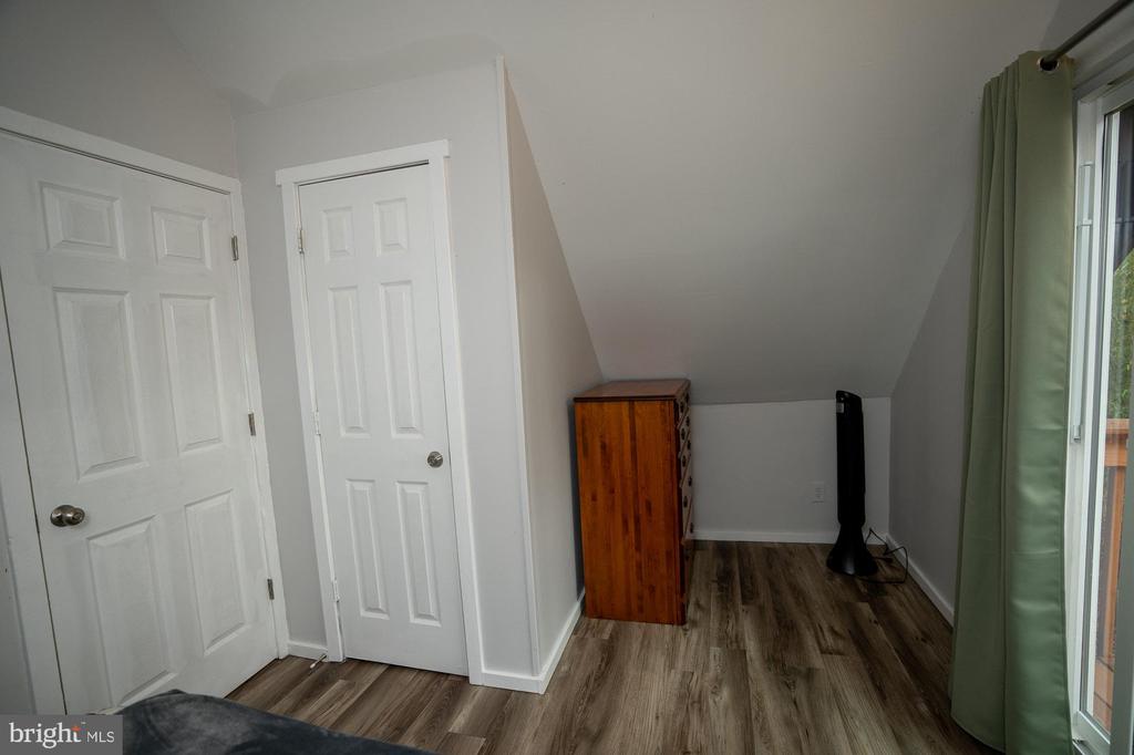 415 PINE HILL DR, STANARDSVILLE, Virginia 22973, 2 Bedrooms Bedrooms, ,1 BathroomBathrooms,Residential,415 PINE HILL DR,VAGR2000762 MLS # VAGR2000762