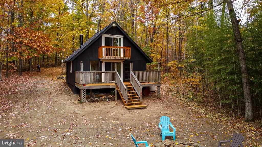 415 PINE HILL DR, STANARDSVILLE, Virginia 22973, 2 Bedrooms Bedrooms, ,1 BathroomBathrooms,Residential,415 PINE HILL DR,VAGR2000762 MLS # VAGR2000762