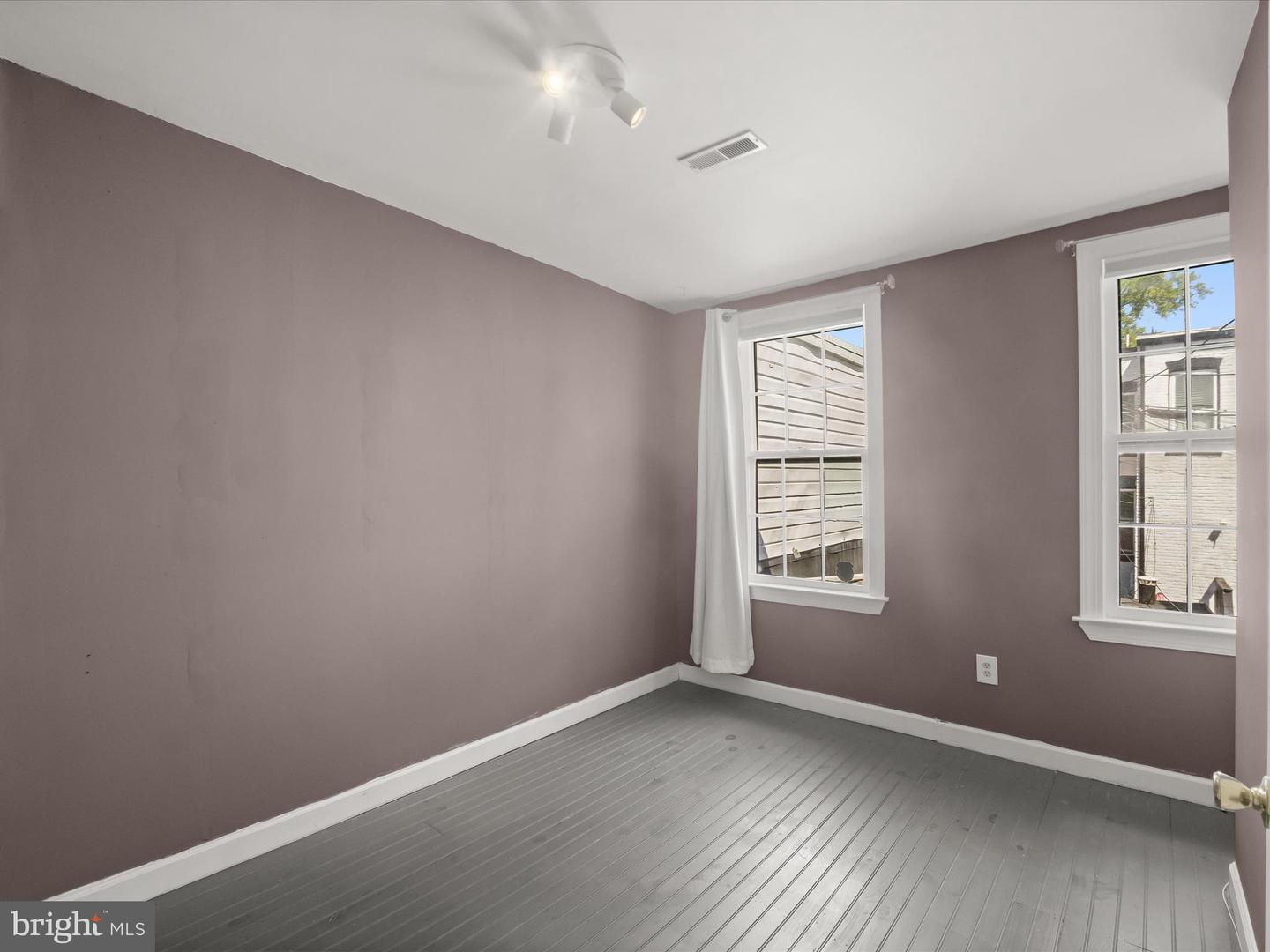 1648 KRAMER ST NE, WASHINGTON, District Of Columbia 20002, 2 Bedrooms Bedrooms, ,1 BathroomBathrooms,Residential,For sale,1648 KRAMER ST NE,DCDC2217332 MLS # DCDC2217332