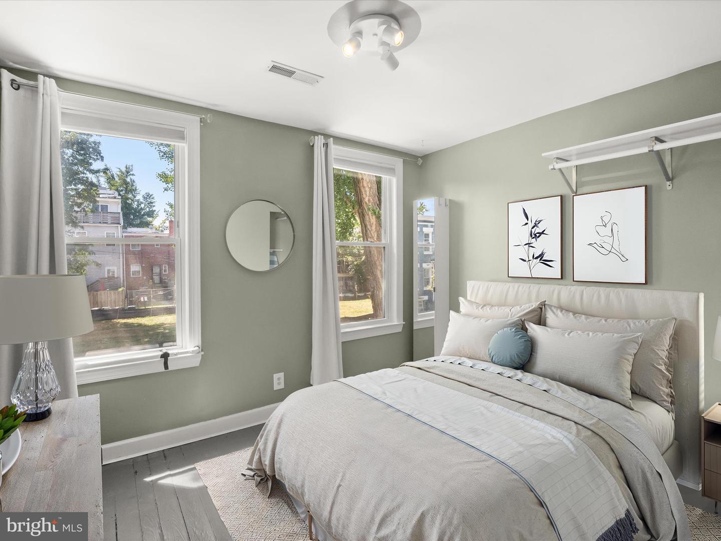 1648 KRAMER ST NE, WASHINGTON, District Of Columbia 20002, 2 Bedrooms Bedrooms, ,1 BathroomBathrooms,Residential,For sale,1648 KRAMER ST NE,DCDC2217332 MLS # DCDC2217332