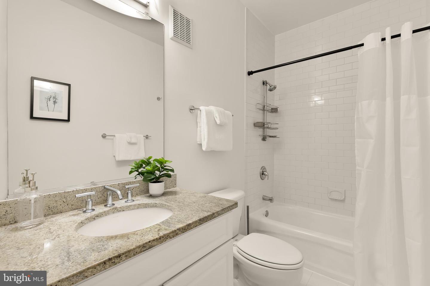 330 RHODE ISLAND AVE NE #40, WASHINGTON, District Of Columbia 20002, 1 Bedroom Bedrooms, ,1 BathroomBathrooms,Residential,For sale,330 RHODE ISLAND AVE NE #40,DCDC2217556 MLS # DCDC2217556 330 RHODE ISLAND AVE NE #40, WASHINGTON, District Of Columbia 20002, 1 Bedroom Bedrooms, ,1 BathroomBathrooms,Residential,For sale,330 RHODE ISLAND AVE NE #40,DCDC2217556 MLS # DCDC2217556