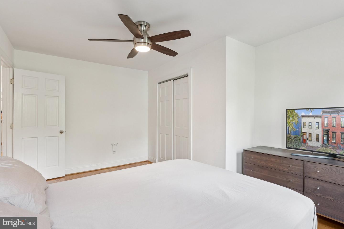1617 8TH ST NW, WASHINGTON, District Of Columbia 20001, 3 Bedrooms Bedrooms, ,1 BathroomBathrooms,Residential,For sale,1617 8TH ST NW,DCDC2217874 MLS # DCDC2217874