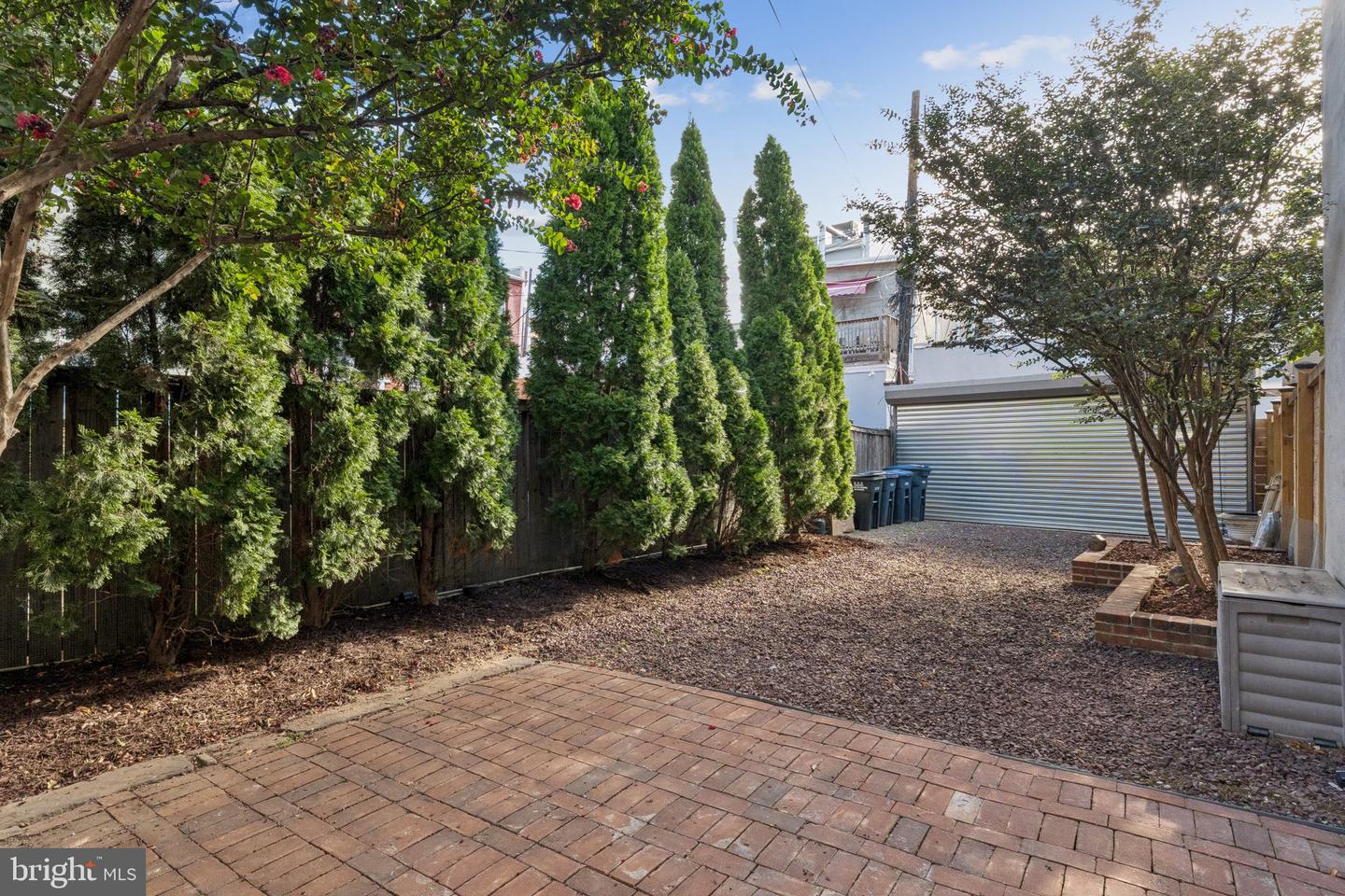 1617 8TH ST NW, WASHINGTON, District Of Columbia 20001, 3 Bedrooms Bedrooms, ,1 BathroomBathrooms,Residential,For sale,1617 8TH ST NW,DCDC2217874 MLS # DCDC2217874