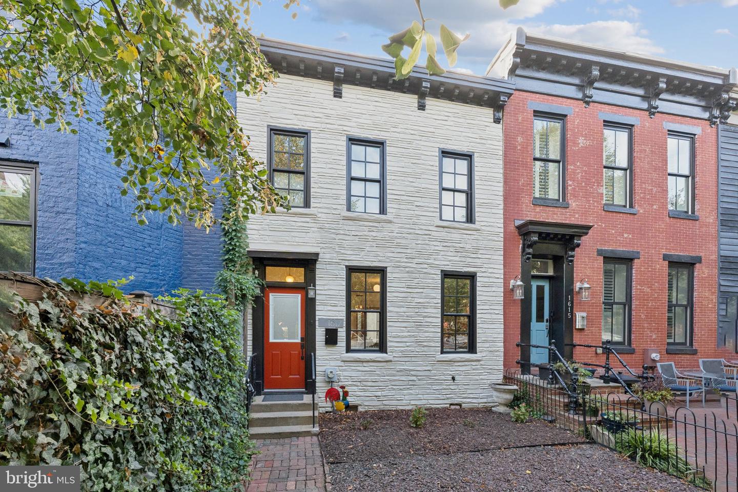 1617 8TH ST NW, WASHINGTON, District Of Columbia 20001, 3 Bedrooms Bedrooms, ,1 BathroomBathrooms,Residential,For sale,1617 8TH ST NW,DCDC2217874 MLS # DCDC2217874