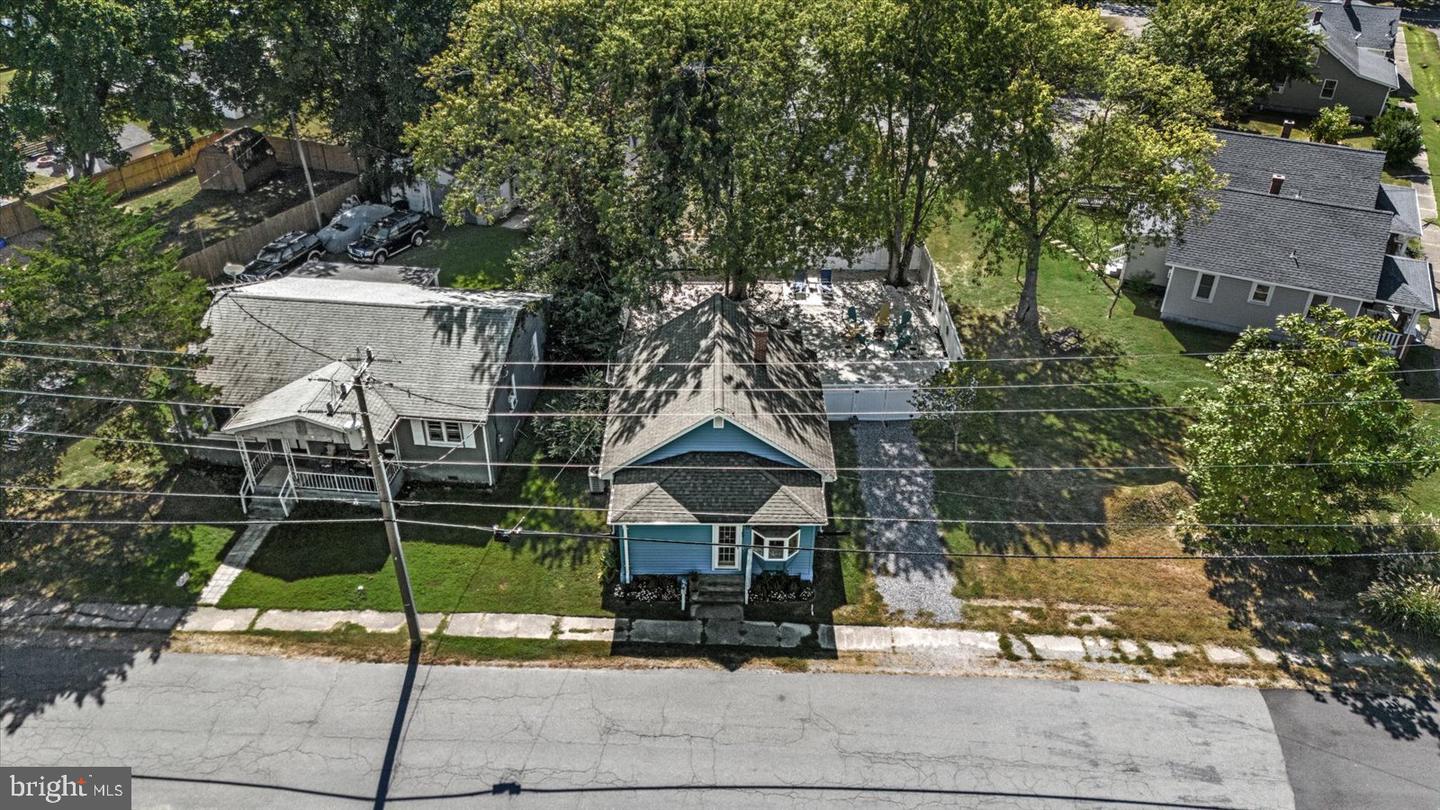 109 BANCROFT AVE, COLONIAL BEACH, Virginia 22443, 2 Bedrooms Bedrooms, ,1 BathroomBathrooms,Residential,For sale,109 BANCROFT AVE,VAWE2009674 MLS # VAWE2009674