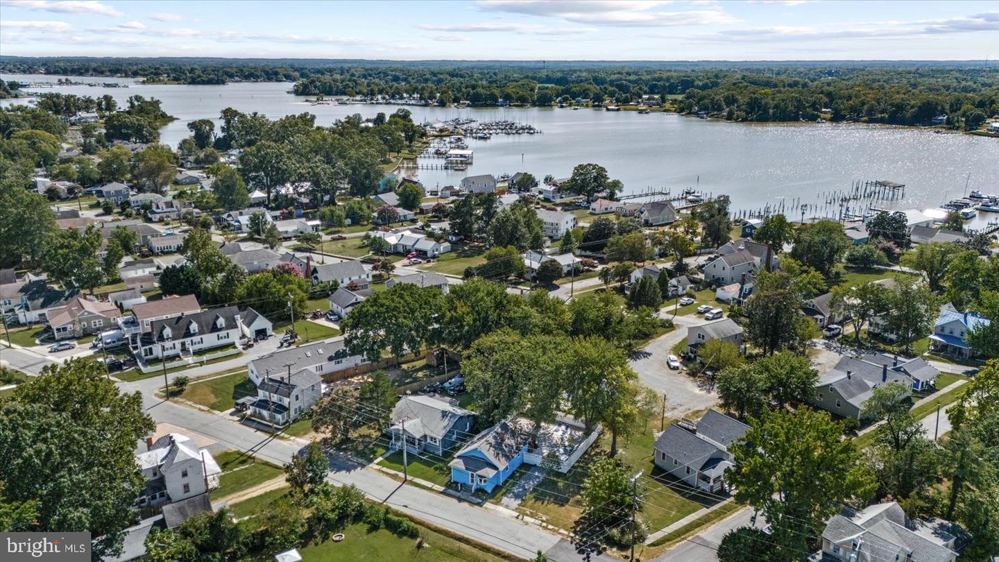 109 BANCROFT AVE, COLONIAL BEACH, Virginia 22443, 2 Bedrooms Bedrooms, ,1 BathroomBathrooms,Residential,For sale,109 BANCROFT AVE,VAWE2009674 MLS # VAWE2009674