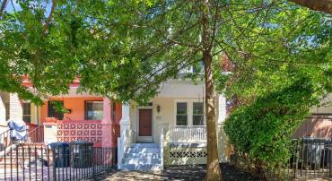 438 16TH ST SE, WASHINGTON, District Of Columbia 20003, 2 Bedrooms Bedrooms, ,1 BathroomBathrooms,Residential,For sale,438 16TH ST SE,DCDC2220170 MLS # DCDC2220170