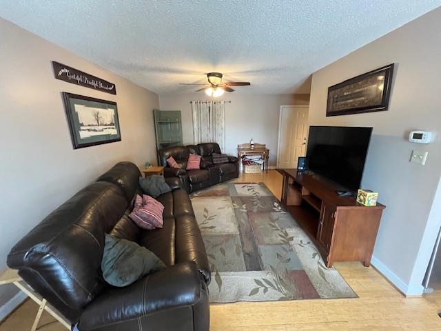 102 BRIDGEPORT DR, BRIDGEWATER, Virginia 22812, 4 Bedrooms Bedrooms, ,3 BathroomsBathrooms,Residential,102 BRIDGEPORT DR,668706 MLS # 668706