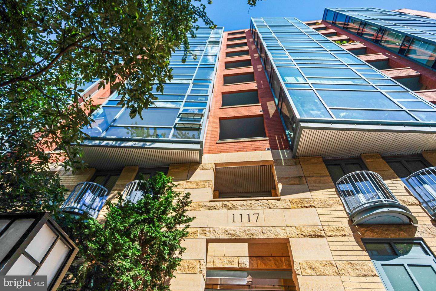 1117 10TH ST NW #804, WASHINGTON, District Of Columbia 20001, 2 Bedrooms Bedrooms, ,2 BathroomsBathrooms,Residential,For sale,1117 10TH ST NW #804,DCDC2220104 MLS # DCDC2220104