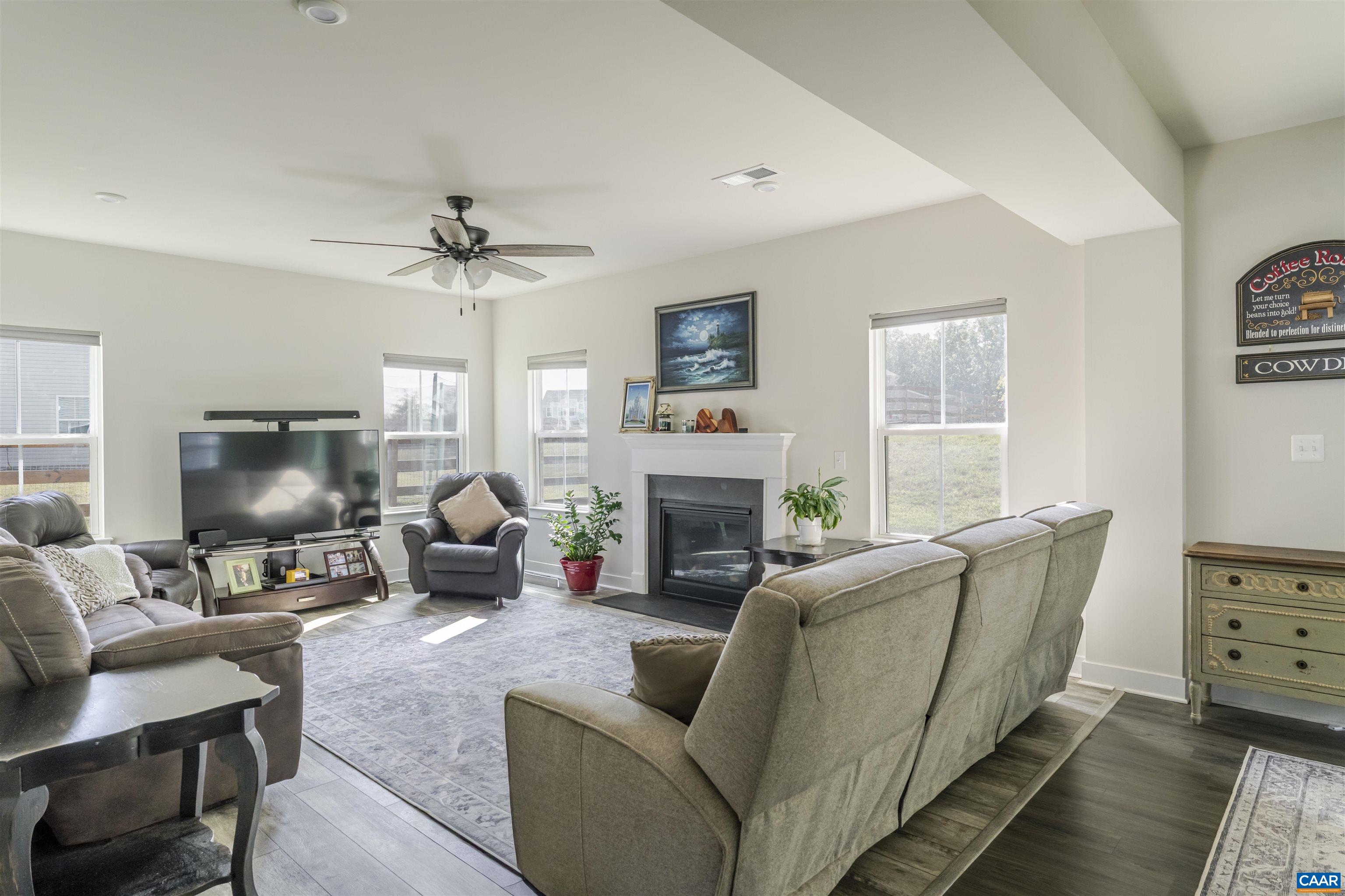 121 ISLAND HILL RD, PALMYRA, Virginia 22963, 4 Bedrooms Bedrooms, ,2 BathroomsBathrooms,Residential,121 ISLAND HILL RD,668711 MLS # 668711