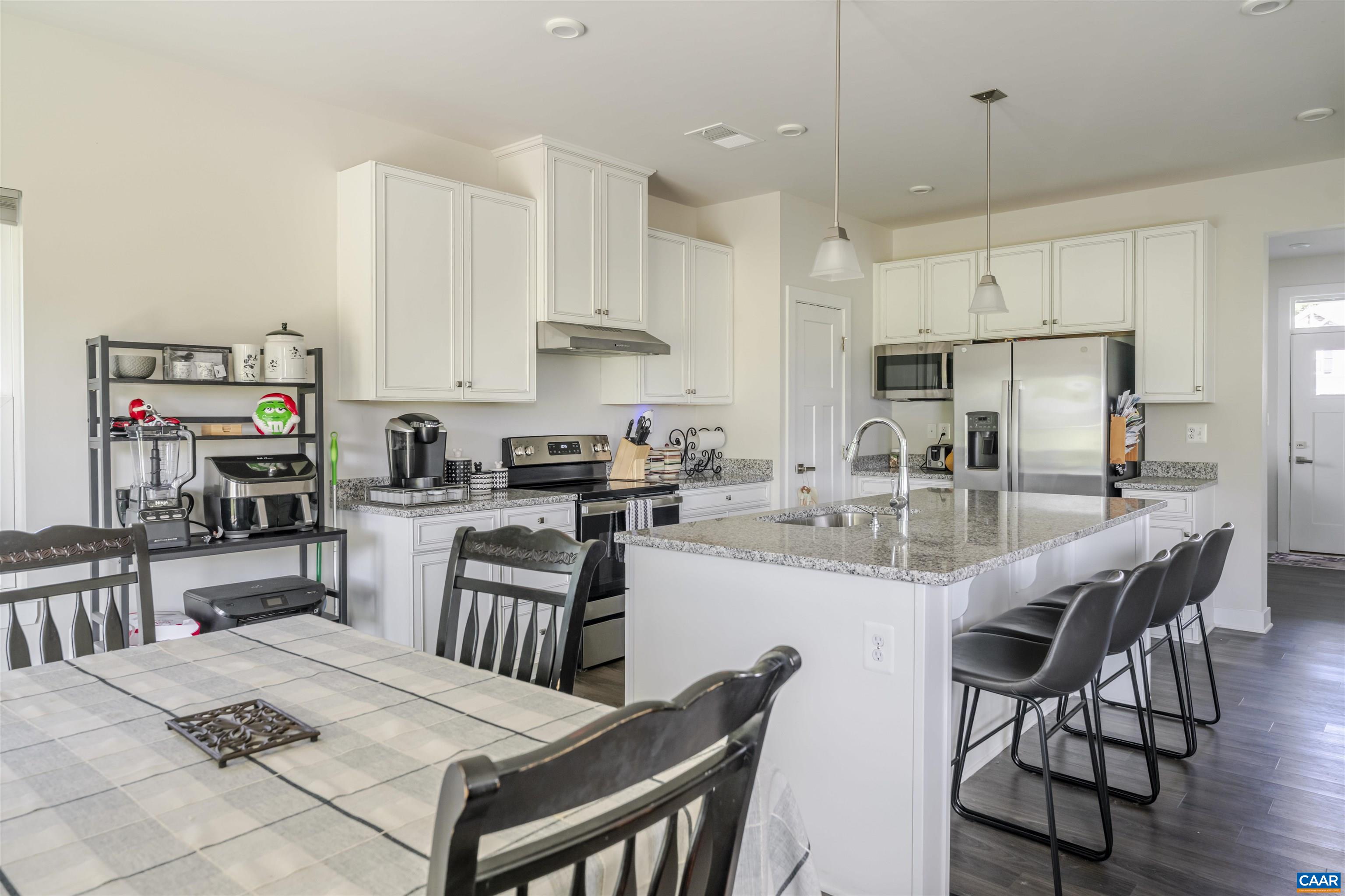 121 ISLAND HILL RD, PALMYRA, Virginia 22963, 4 Bedrooms Bedrooms, ,2 BathroomsBathrooms,Residential,121 ISLAND HILL RD,668711 MLS # 668711