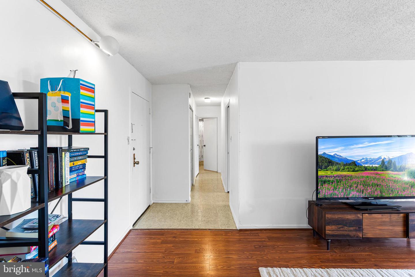 2311 PIMMIT DR #603, FALLS CHURCH, Virginia 22043, 1 Bedroom Bedrooms, ,1 BathroomBathrooms,Residential,For sale,2311 PIMMIT DR #603,VAFX2264696 MLS # VAFX2264696