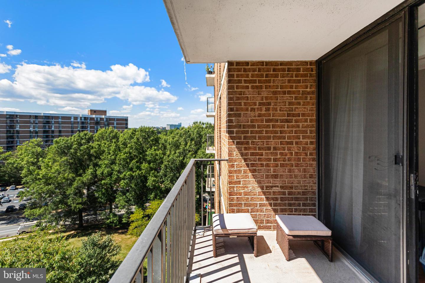 2311 PIMMIT DR #603, FALLS CHURCH, Virginia 22043, 1 Bedroom Bedrooms, ,1 BathroomBathrooms,Residential,For sale,2311 PIMMIT DR #603,VAFX2264696 MLS # VAFX2264696