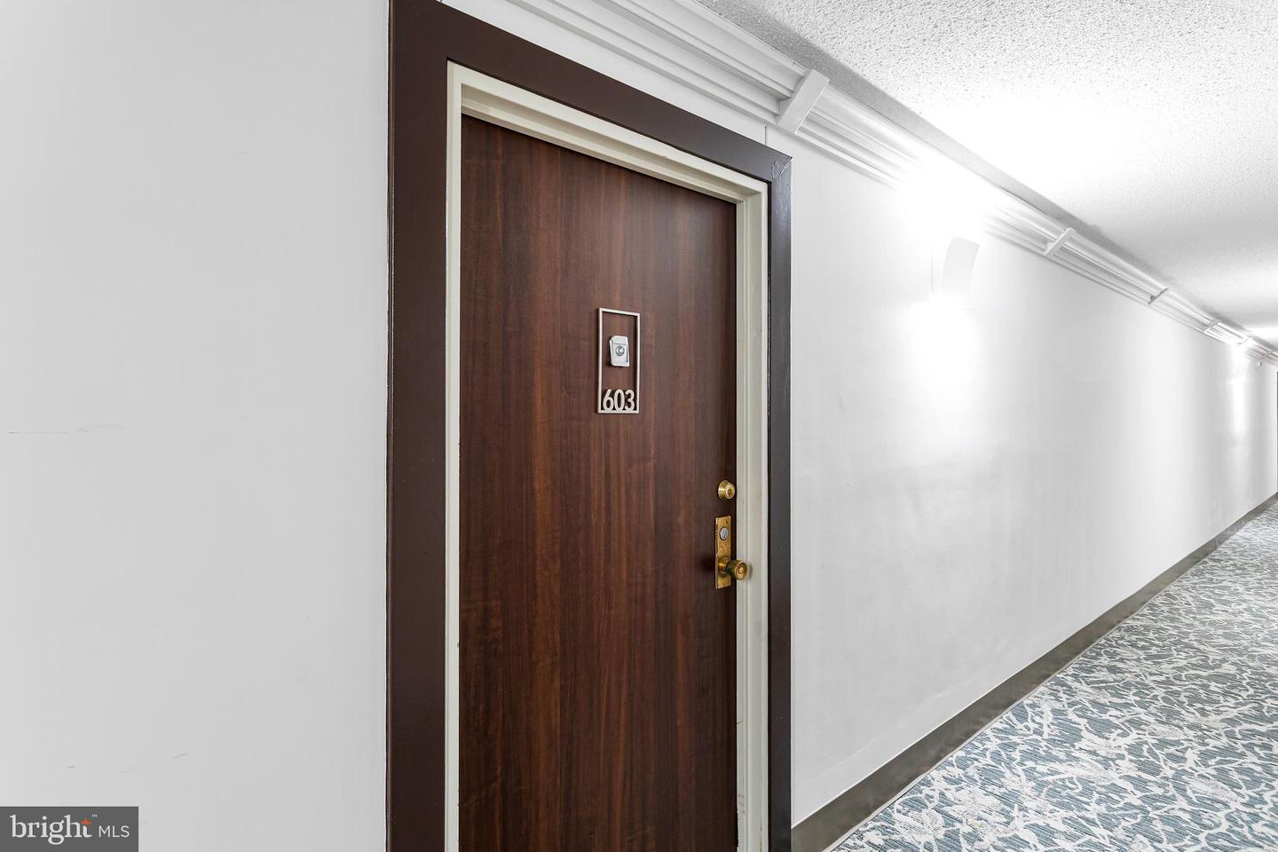 2311 PIMMIT DR #603, FALLS CHURCH, Virginia 22043, 1 Bedroom Bedrooms, ,1 BathroomBathrooms,Residential,For sale,2311 PIMMIT DR #603,VAFX2264696 MLS # VAFX2264696