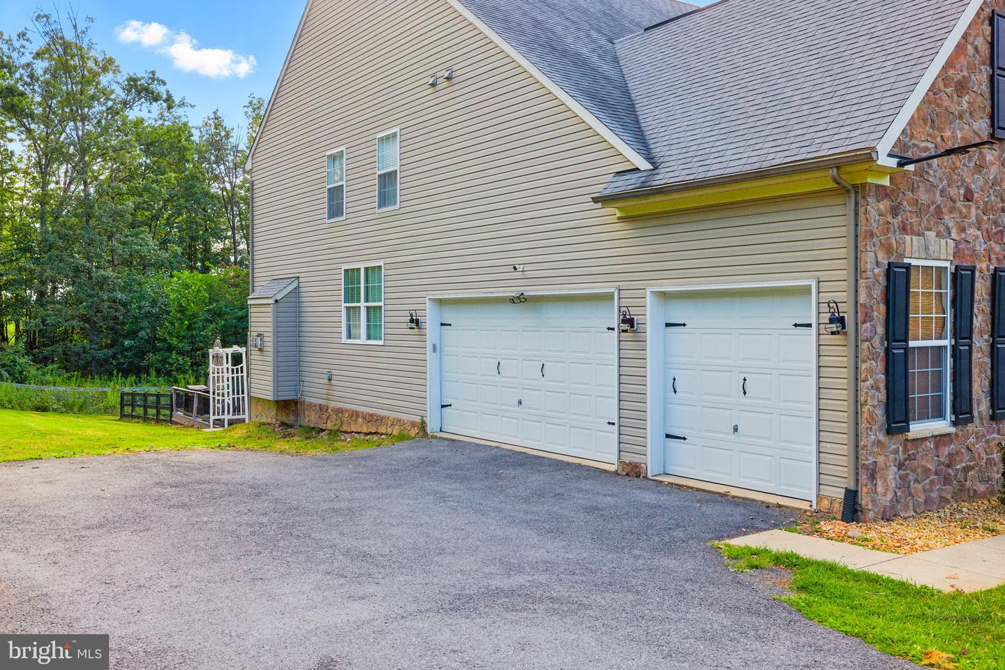 150 EWELL DR, WINCHESTER, Virginia 22602, 5 Bedrooms Bedrooms, ,5 BathroomsBathrooms,Residential,For sale,150 EWELL DR,VAFV2036588 MLS # VAFV2036588
