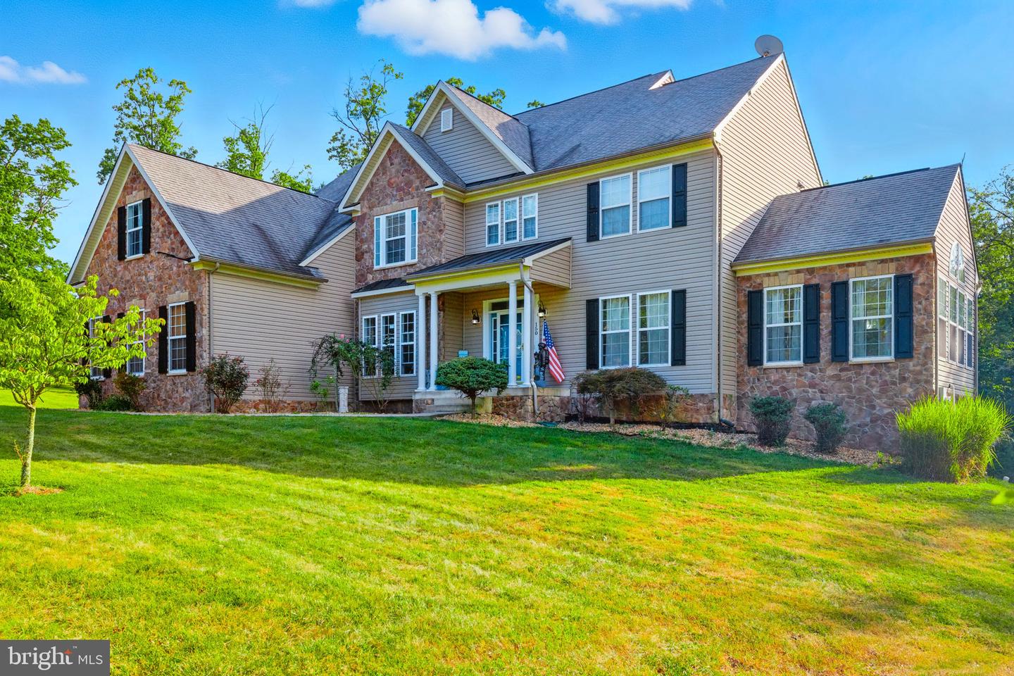 150 EWELL DR, WINCHESTER, Virginia 22602, 5 Bedrooms Bedrooms, ,5 BathroomsBathrooms,Residential,For sale,150 EWELL DR,VAFV2036588 MLS # VAFV2036588