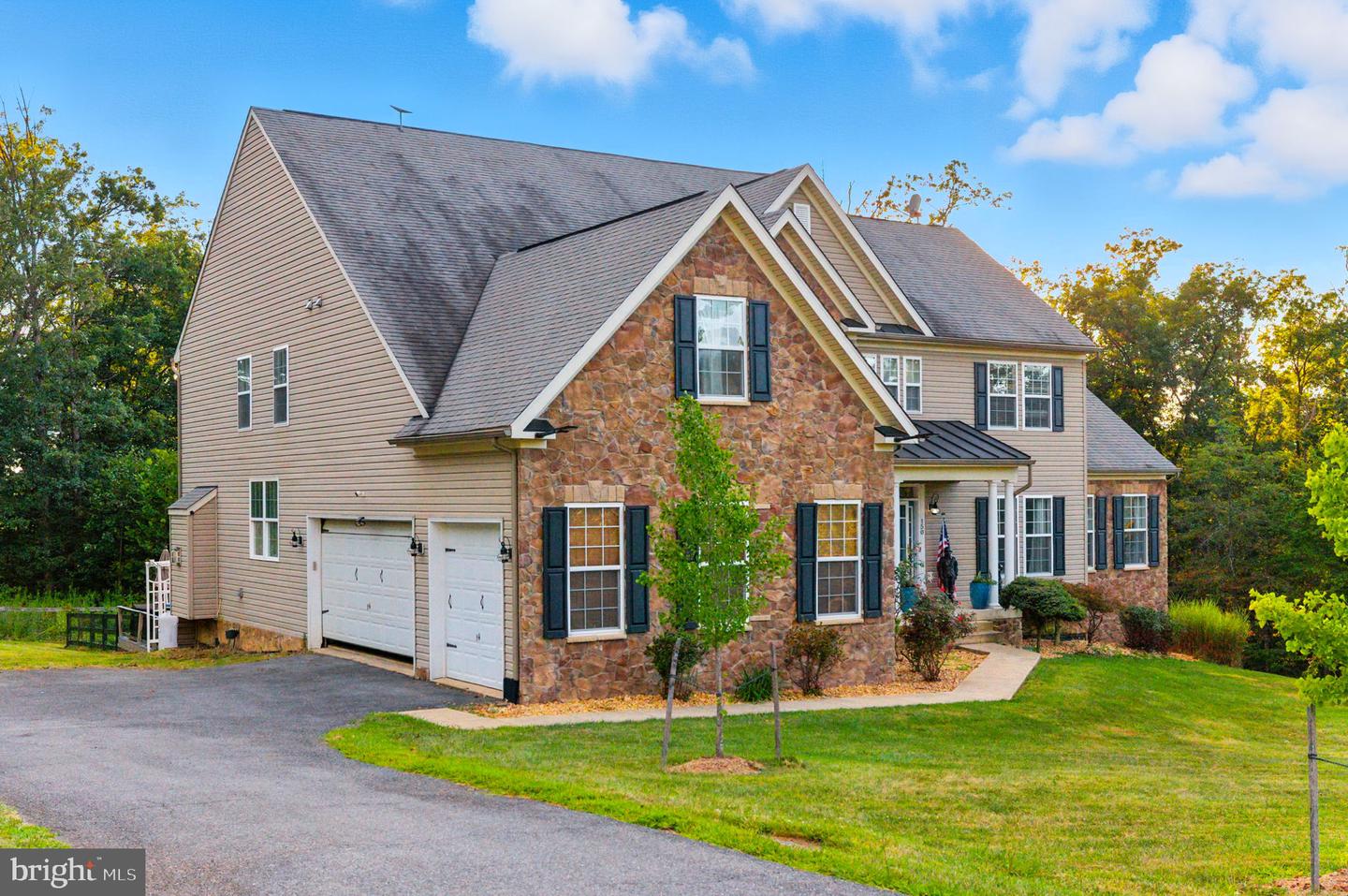 150 EWELL DR, WINCHESTER, Virginia 22602, 5 Bedrooms Bedrooms, ,5 BathroomsBathrooms,Residential,For sale,150 EWELL DR,VAFV2036588 MLS # VAFV2036588