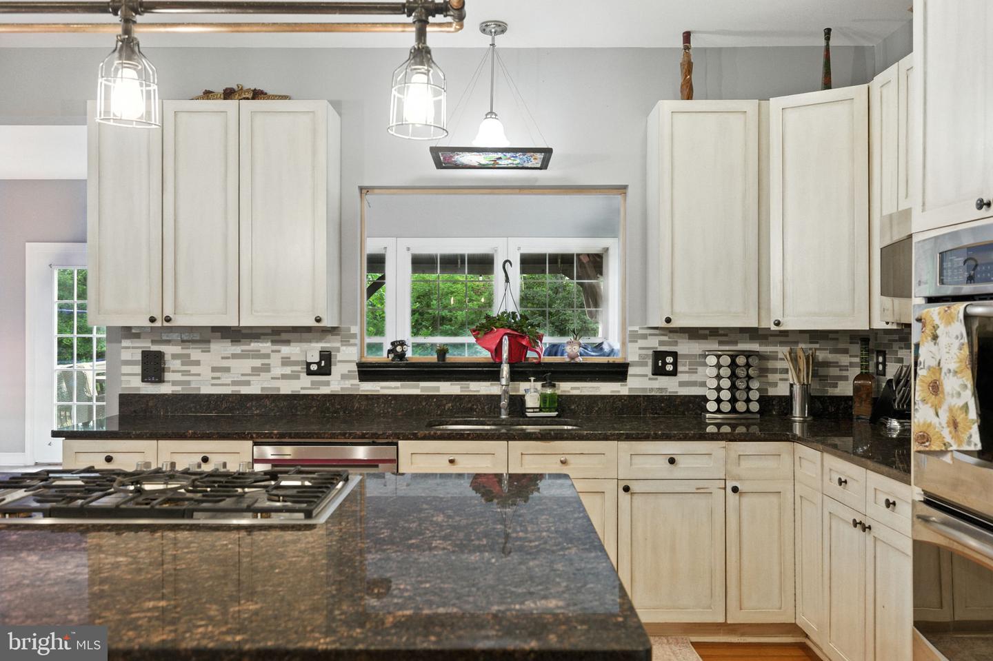 150 EWELL DR, WINCHESTER, Virginia 22602, 5 Bedrooms Bedrooms, ,5 BathroomsBathrooms,Residential,For sale,150 EWELL DR,VAFV2036588 MLS # VAFV2036588