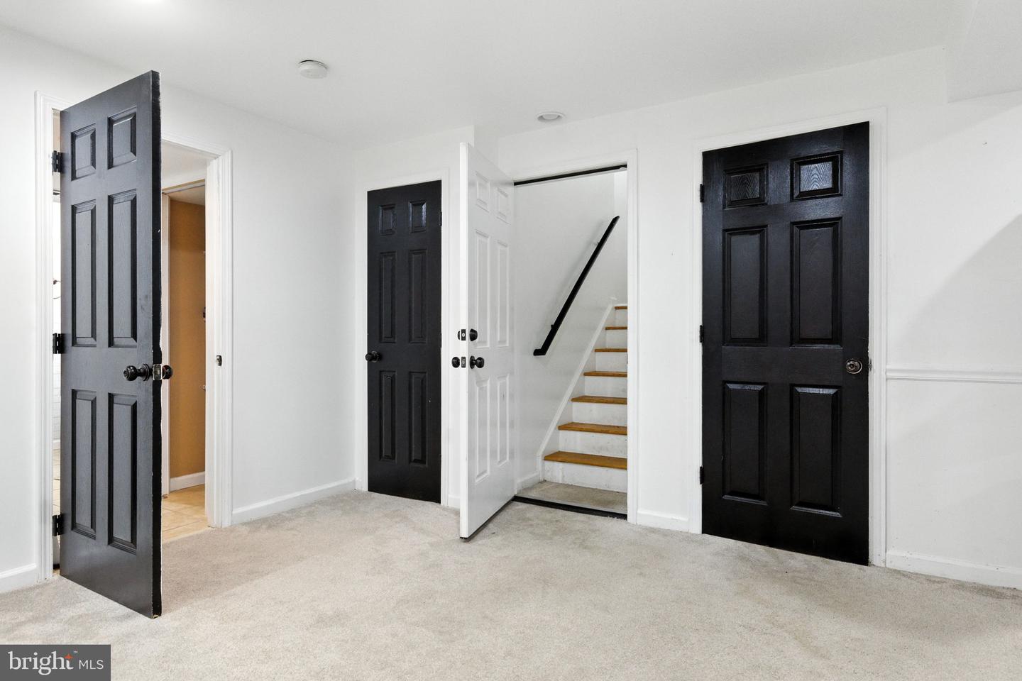 150 EWELL DR, WINCHESTER, Virginia 22602, 5 Bedrooms Bedrooms, ,5 BathroomsBathrooms,Residential,For sale,150 EWELL DR,VAFV2036588 MLS # VAFV2036588