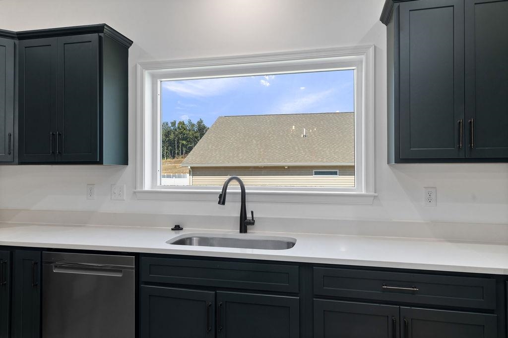 201 LANGLEY DR, WAYNESBORO, Virginia 22980, 3 Bedrooms Bedrooms, ,2 BathroomsBathrooms,Residential,201 LANGLEY DR,668713 MLS # 668713