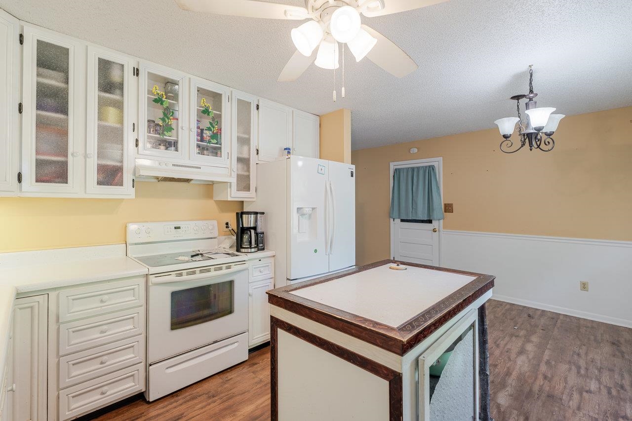 479 EAST AVE, BROADWAY, Virginia 22815, 3 Bedrooms Bedrooms, ,1 BathroomBathrooms,Residential,479 EAST AVE,668714 MLS # 668714