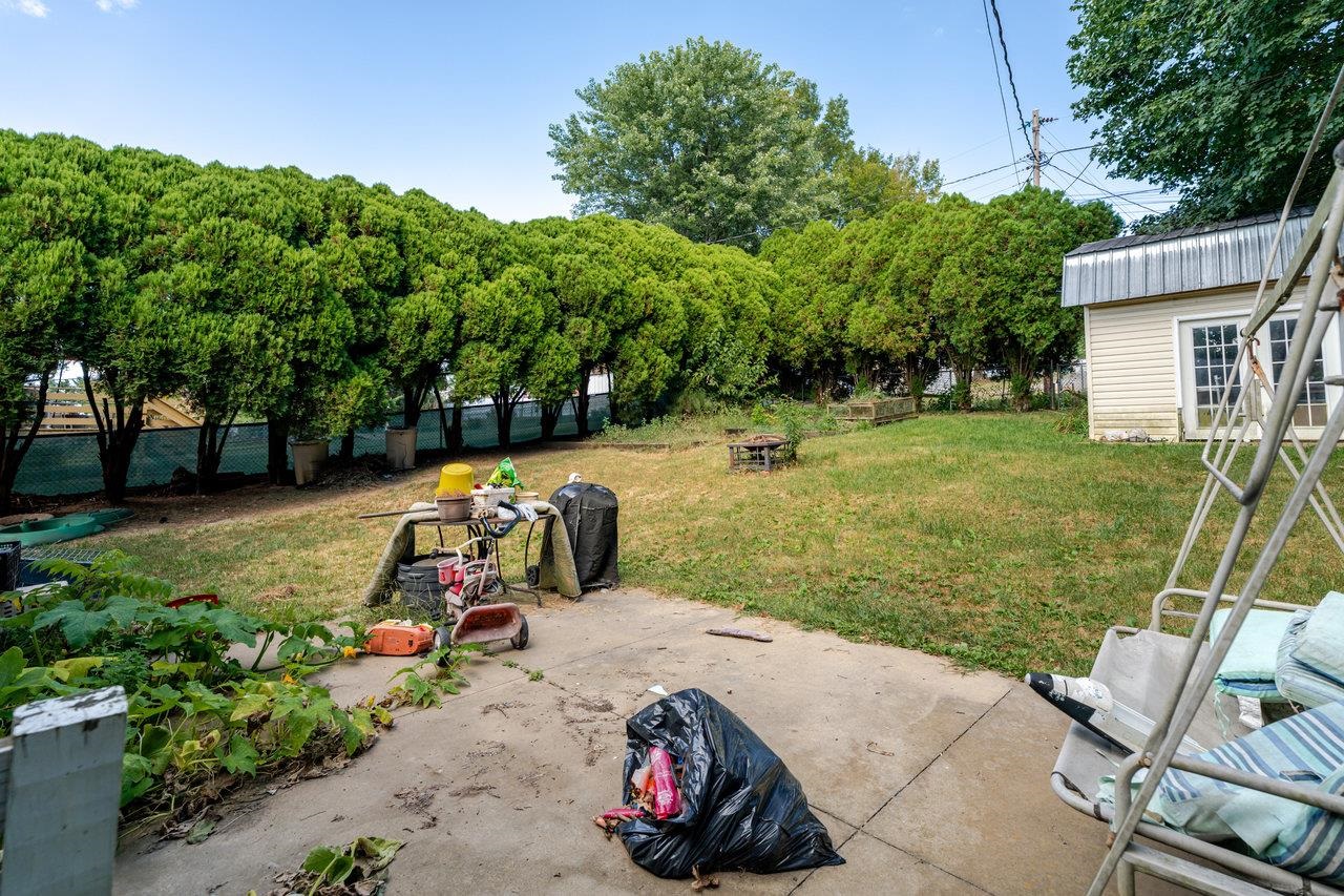 479 EAST AVE, BROADWAY, Virginia 22815, 3 Bedrooms Bedrooms, ,1 BathroomBathrooms,Residential,479 EAST AVE,668714 MLS # 668714