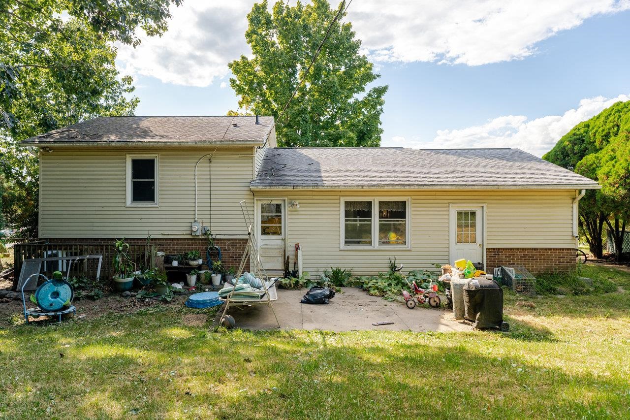 479 EAST AVE, BROADWAY, Virginia 22815, 3 Bedrooms Bedrooms, ,1 BathroomBathrooms,Residential,479 EAST AVE,668714 MLS # 668714