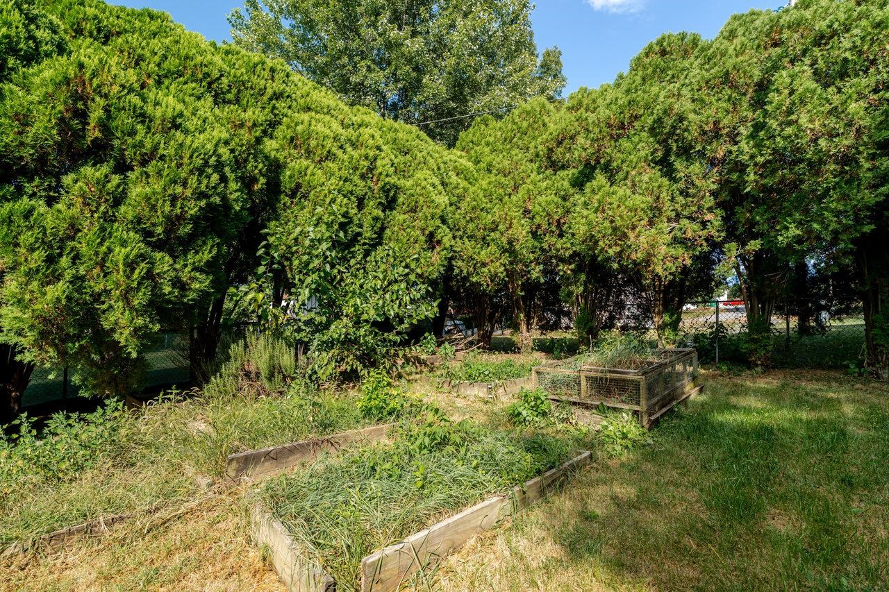 479 EAST AVE, BROADWAY, Virginia 22815, 3 Bedrooms Bedrooms, ,1 BathroomBathrooms,Residential,479 EAST AVE,668714 MLS # 668714
