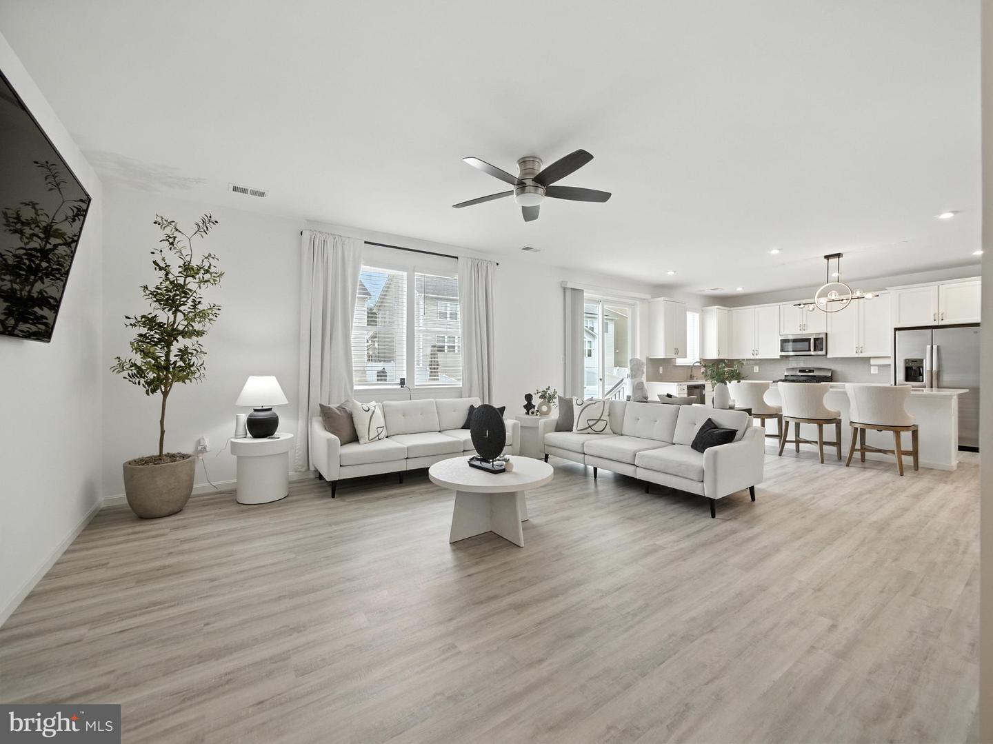 121 RAVEN OAKS DR, WINCHESTER, Virginia 22602, 4 Bedrooms Bedrooms, ,2 BathroomsBathrooms,Residential,For sale,121 RAVEN OAKS DR,VAFV2036610 MLS # VAFV2036610