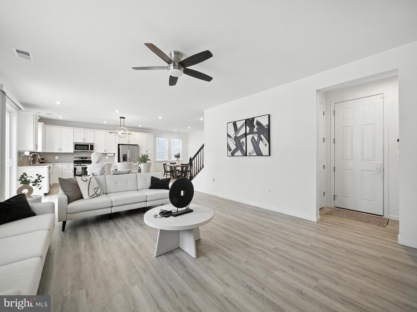 121 RAVEN OAKS DR, WINCHESTER, Virginia 22602, 4 Bedrooms Bedrooms, ,2 BathroomsBathrooms,Residential,For sale,121 RAVEN OAKS DR,VAFV2036610 MLS # VAFV2036610