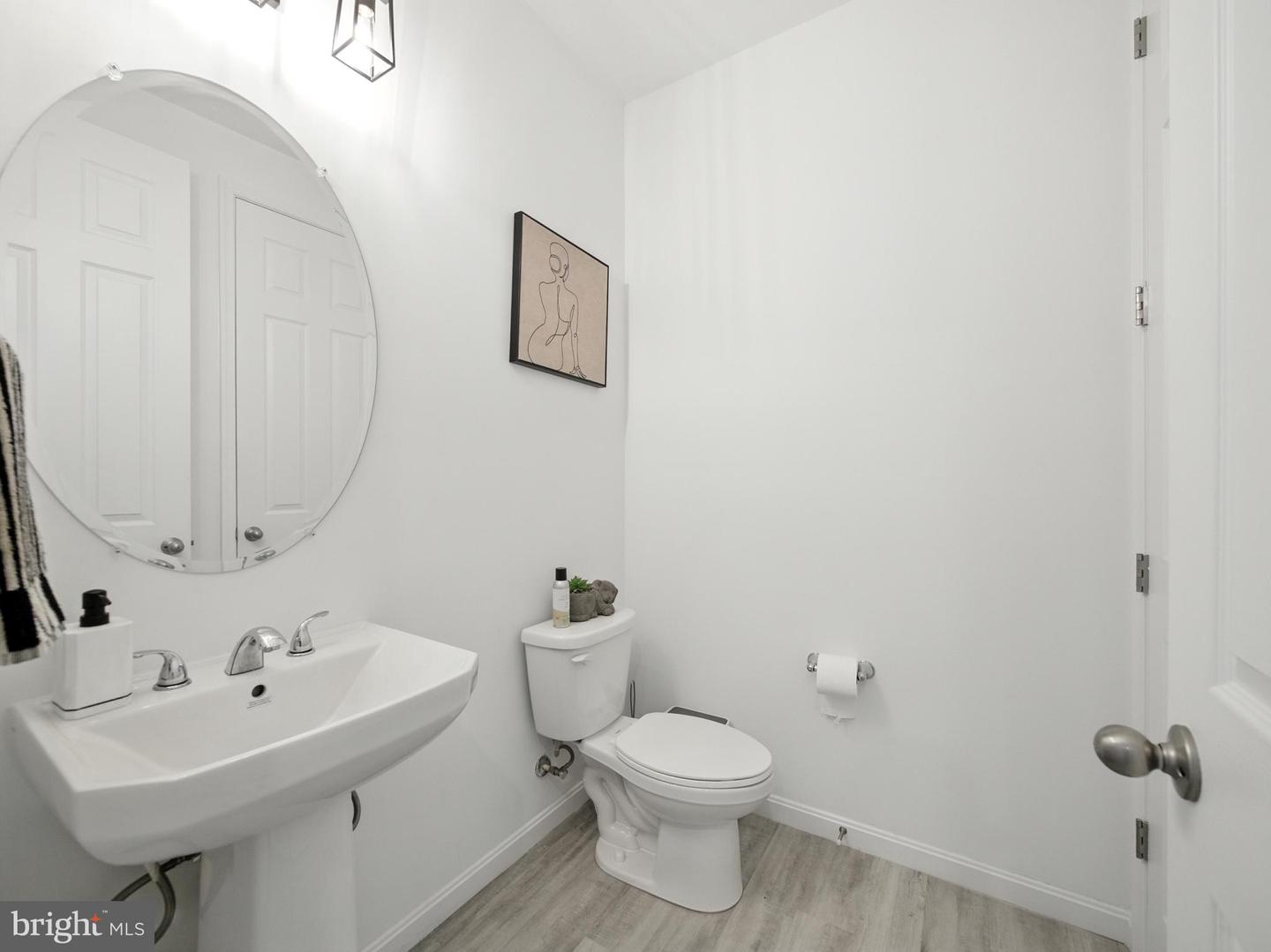 121 RAVEN OAKS DR, WINCHESTER, Virginia 22602, 4 Bedrooms Bedrooms, ,2 BathroomsBathrooms,Residential,For sale,121 RAVEN OAKS DR,VAFV2036610 MLS # VAFV2036610