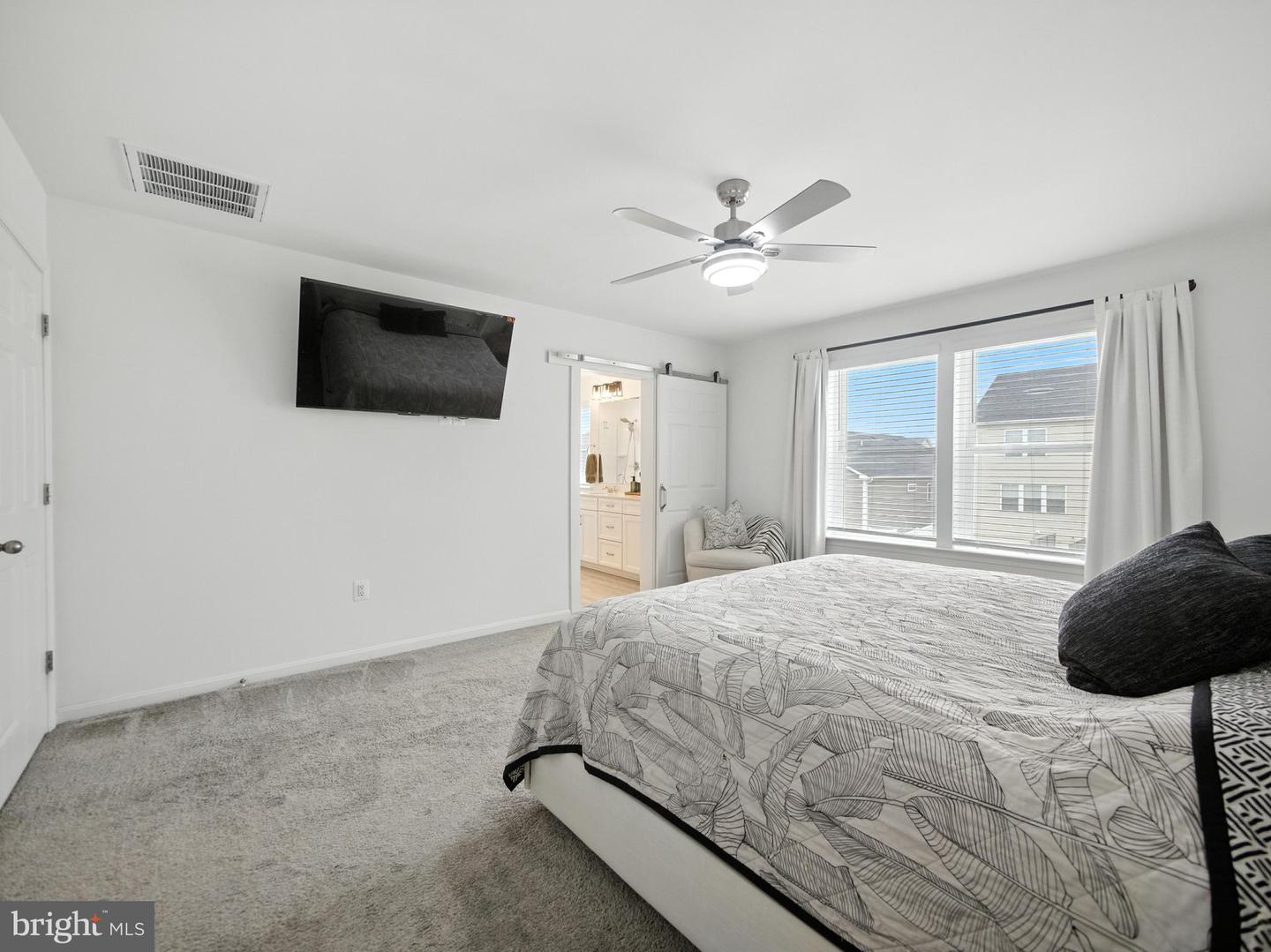 121 RAVEN OAKS DR, WINCHESTER, Virginia 22602, 4 Bedrooms Bedrooms, ,2 BathroomsBathrooms,Residential,For sale,121 RAVEN OAKS DR,VAFV2036610 MLS # VAFV2036610