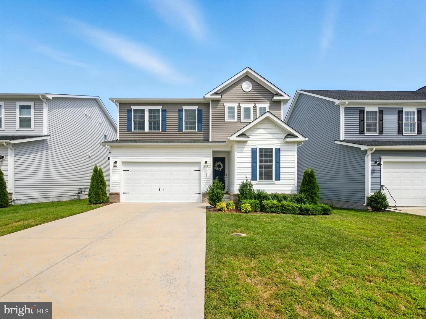 121 RAVEN OAKS DR, WINCHESTER, Virginia 22602, 4 Bedrooms Bedrooms, ,2 BathroomsBathrooms,Residential,For sale,121 RAVEN OAKS DR,VAFV2036610 MLS # VAFV2036610