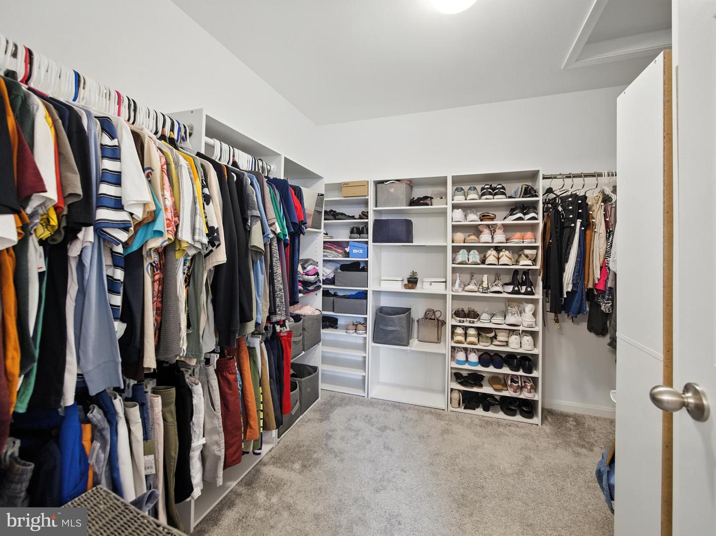 121 RAVEN OAKS DR, WINCHESTER, Virginia 22602, 4 Bedrooms Bedrooms, ,2 BathroomsBathrooms,Residential,For sale,121 RAVEN OAKS DR,VAFV2036610 MLS # VAFV2036610