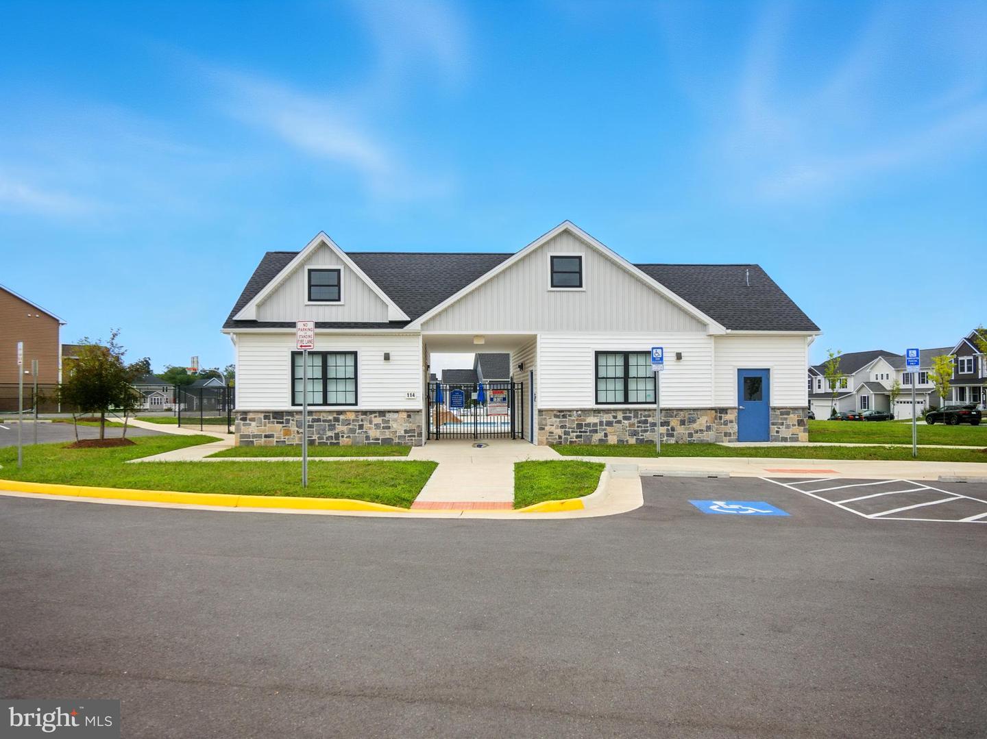 121 RAVEN OAKS DR, WINCHESTER, Virginia 22602, 4 Bedrooms Bedrooms, ,2 BathroomsBathrooms,Residential,For sale,121 RAVEN OAKS DR,VAFV2036610 MLS # VAFV2036610