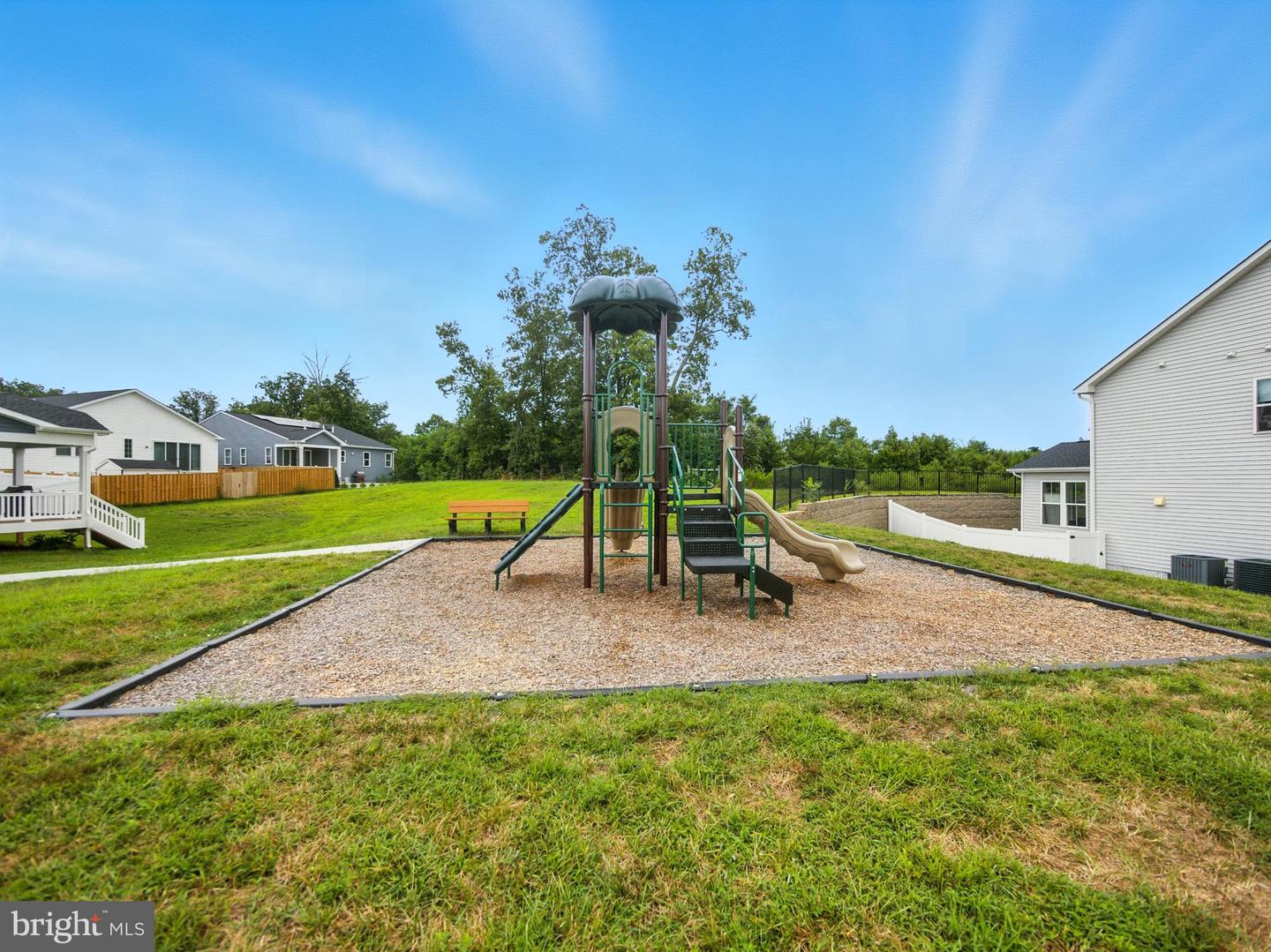 121 RAVEN OAKS DR, WINCHESTER, Virginia 22602, 4 Bedrooms Bedrooms, ,2 BathroomsBathrooms,Residential,For sale,121 RAVEN OAKS DR,VAFV2036610 MLS # VAFV2036610