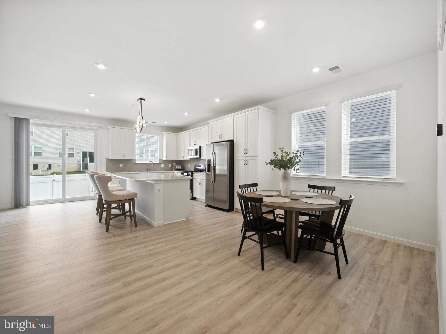 121 RAVEN OAKS DR, WINCHESTER, Virginia 22602, 4 Bedrooms Bedrooms, ,2 BathroomsBathrooms,Residential,For sale,121 RAVEN OAKS DR,VAFV2036610 MLS # VAFV2036610