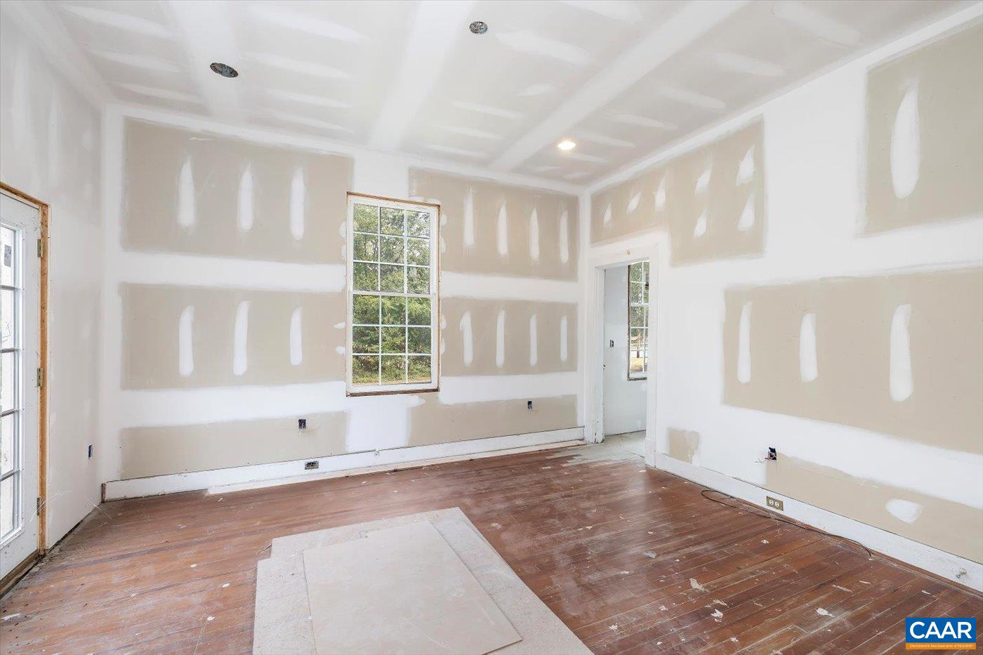 101 WEST ST, LOUISA, Virginia 23093, 4 Bedrooms Bedrooms, ,2 BathroomsBathrooms,Residential,101 WEST ST,668719 MLS # 668719