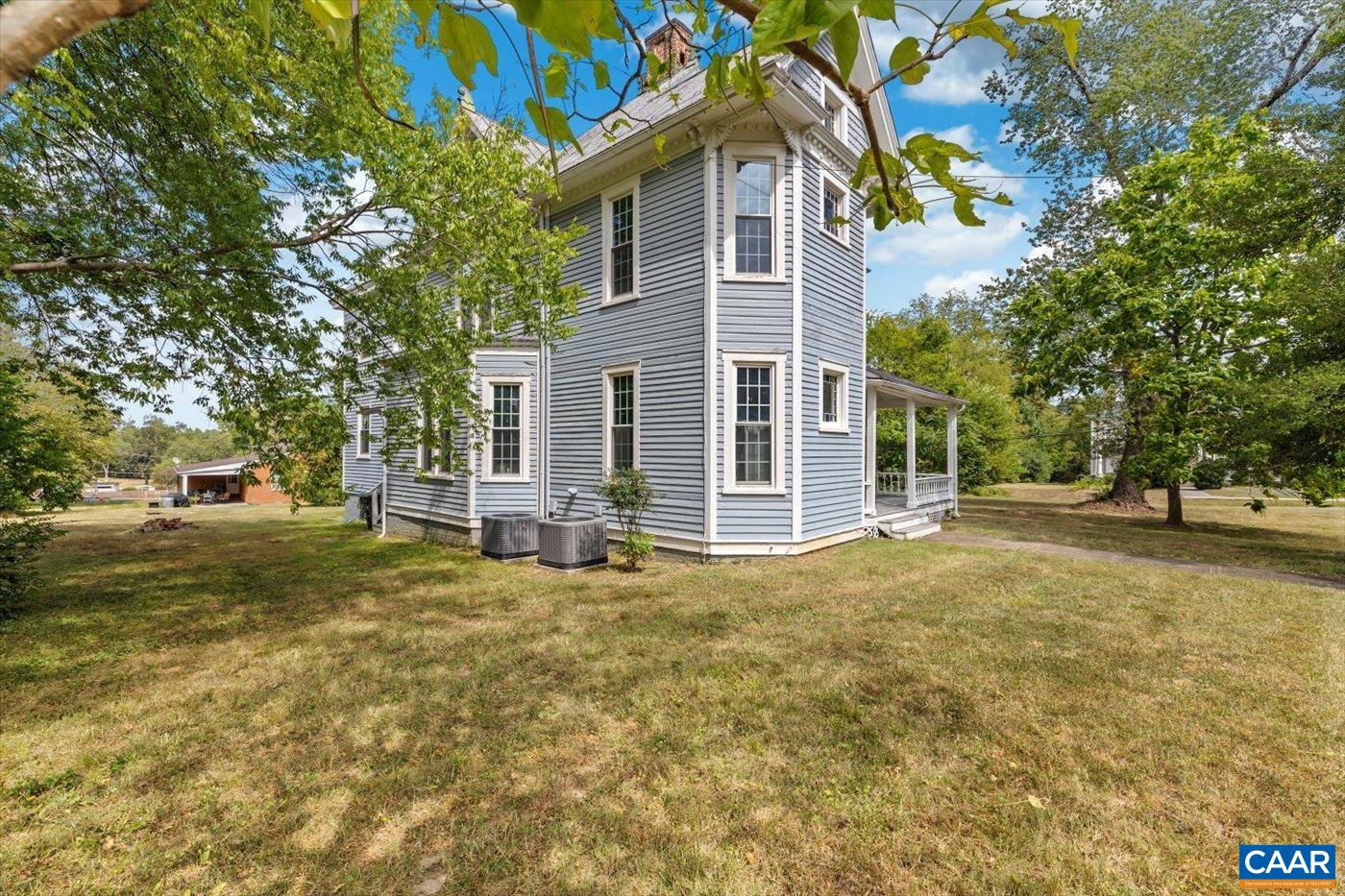 101 WEST ST, LOUISA, Virginia 23093, 4 Bedrooms Bedrooms, ,2 BathroomsBathrooms,Residential,101 WEST ST,668719 MLS # 668719
