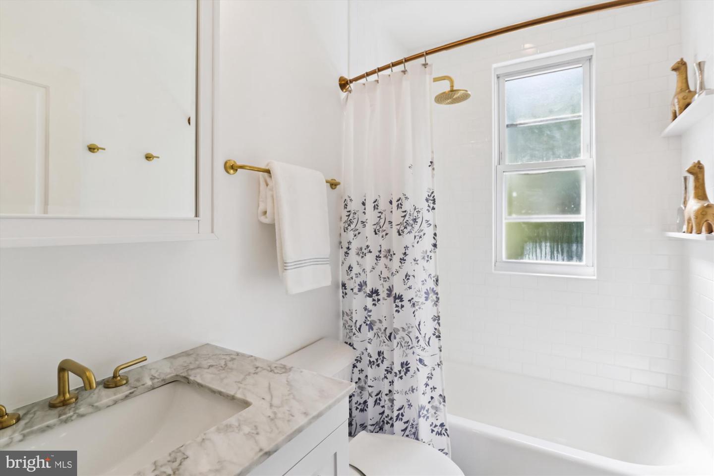 4100 5TH ST NW, WASHINGTON, District Of Columbia 20011, 4 Bedrooms Bedrooms, ,3 BathroomsBathrooms,Residential,For sale,4100 5TH ST NW,DCDC2220212 MLS # DCDC2220212