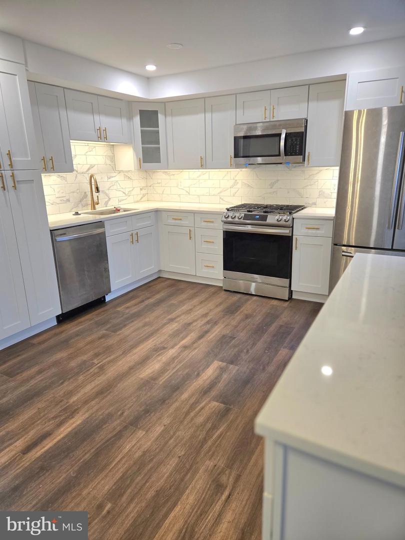 12804 EVANSPORT PL, WOODBRIDGE, Virginia 22192, 3 Bedrooms Bedrooms, ,3 BathroomsBathrooms,Residential,For sale,12804 EVANSPORT PL,VAPW2103212 MLS # VAPW2103212