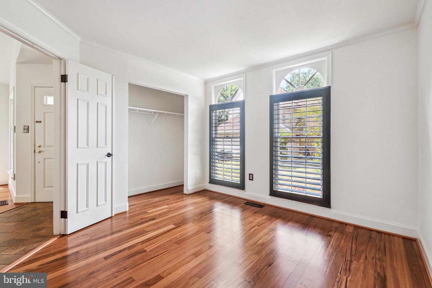 3220 KINROSS CIR, HERNDON, Virginia 20171, 3 Bedrooms Bedrooms, 13 Rooms Rooms,2 BathroomsBathrooms,Residential,For sale,3220 KINROSS CIR,VAFX2264862 MLS # VAFX2264862
